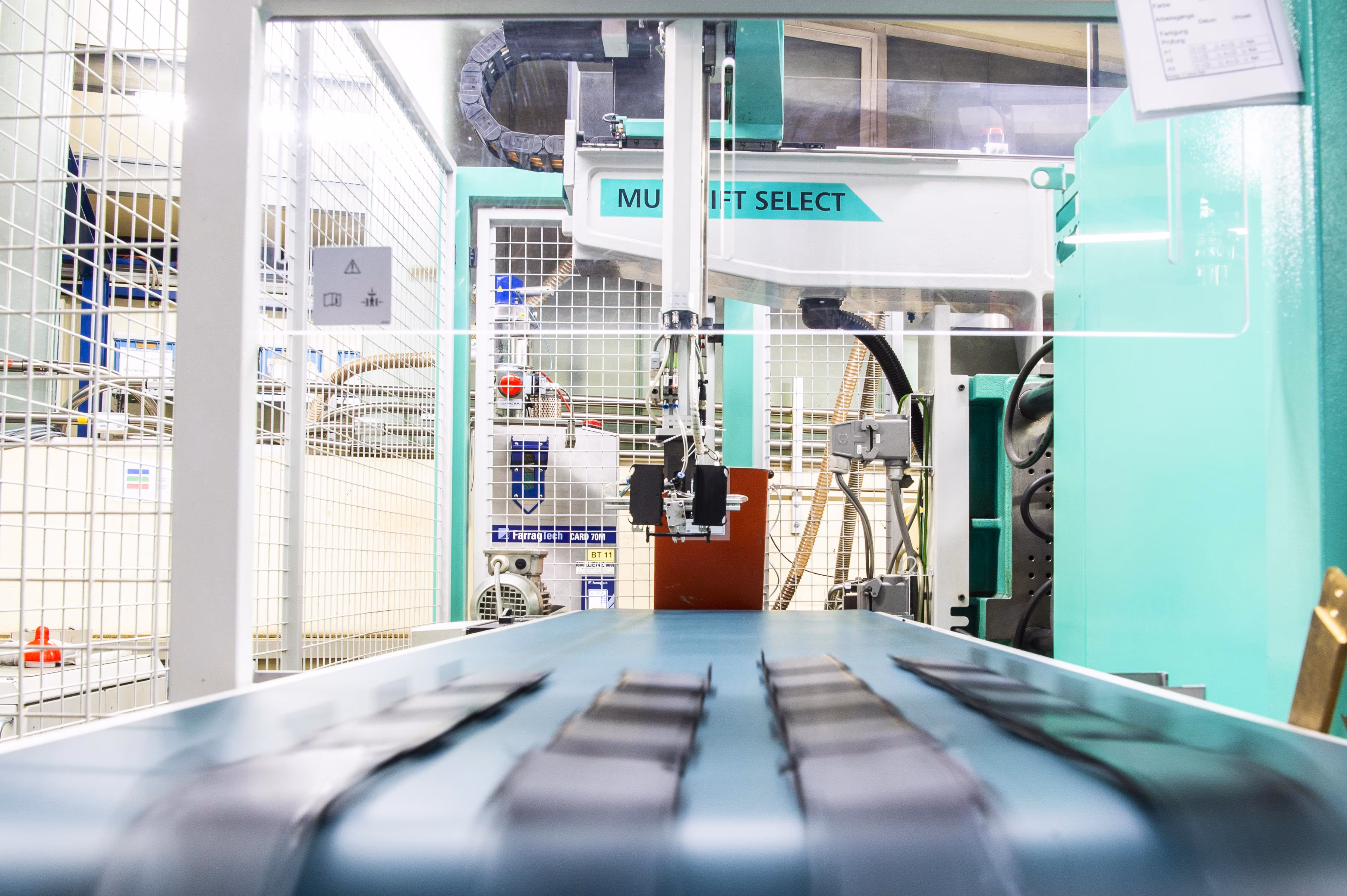 Baugruppenmontage Kunststoffteile Geske Kunststofftechnik
